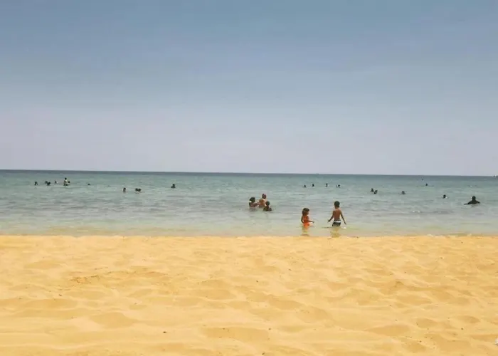 Mohamed Afifi Azha - Crystal Lagoon View - Families - 2 Bed Daire *